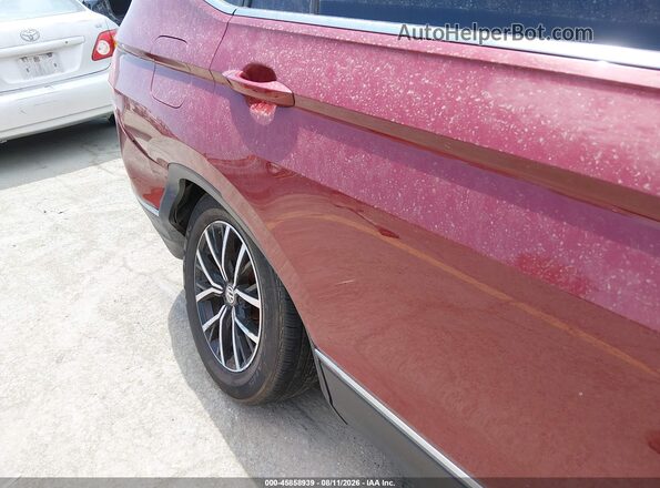 3VV3B7AX2MM057574 2021 VOLKSWAGEN TIGUAN Red Widok wnętrza z tyłu