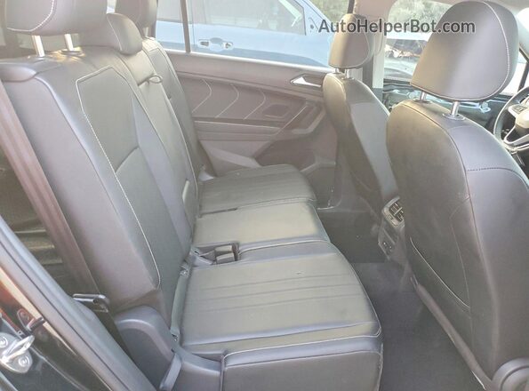 3VV3B7AX2PM028886 2023 VOLKSWAGEN TIGUAN Black Вид задніх сидінь