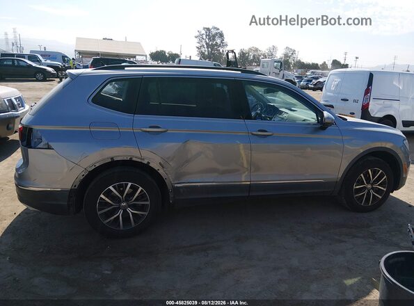 3VV3B7AX3LM045528 2020 VOLKSWAGEN TIGUAN Silver Widok wnętrza 360 stopni