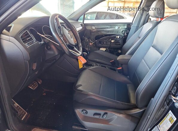 3VV3B7AX3MM052898 2021 VOLKSWAGEN TIGUAN Black Widok wnętrza z przodu