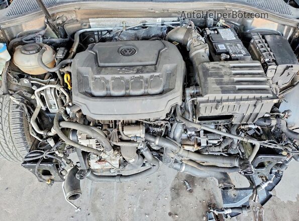 3VV3B7AX3MM052898 2021 VOLKSWAGEN TIGUAN Black Widok komory silnika