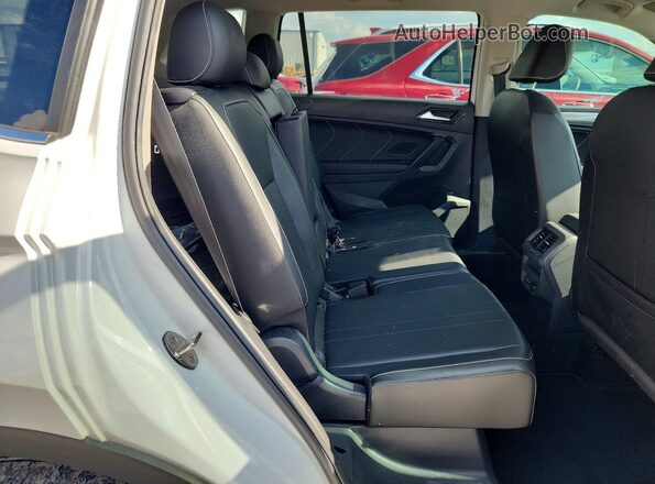 3VV3B7AX3PM118452 2023 VOLKSWAGEN TIGUAN White Vista interior trasera