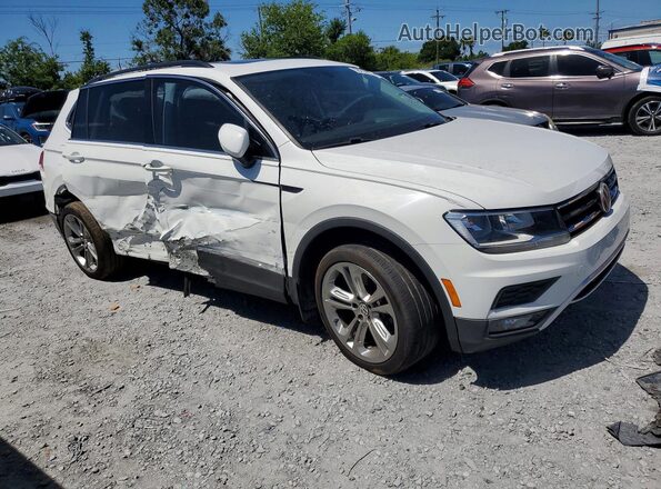 3VV3B7AX4JM020120 2018 VOLKSWAGEN TIGUAN White Przód prawy