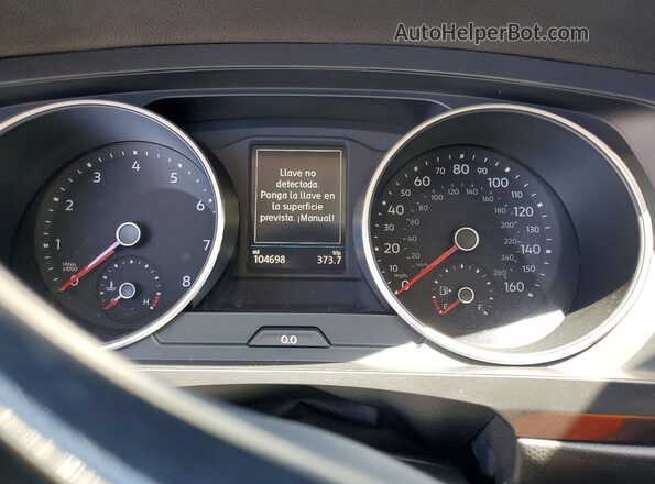 3VV3B7AX4JM020120 2018 VOLKSWAGEN TIGUAN White Widok zestawu wskaźników
