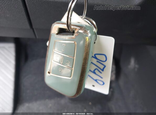 3VV3B7AX4KM079749 2019 VOLKSWAGEN TIGUAN Teal Widok deski rozdzielczej