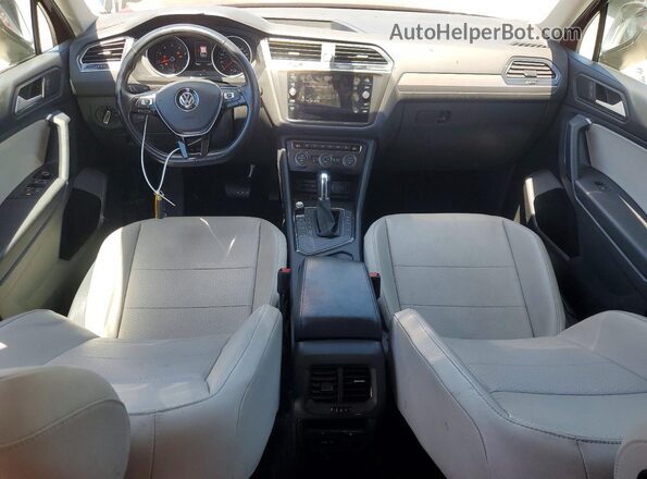 3VV3B7AX4KM080366 2019 VOLKSWAGEN TIGUAN Red წინა პანელის ხედი