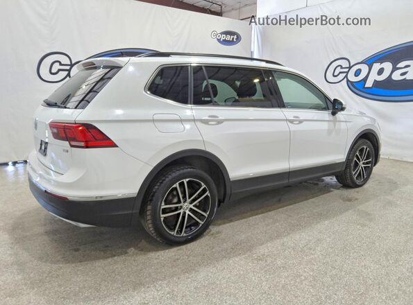 3VV3B7AX5JM120677 2018 VOLKSWAGEN TIGUAN White Trasero derecho