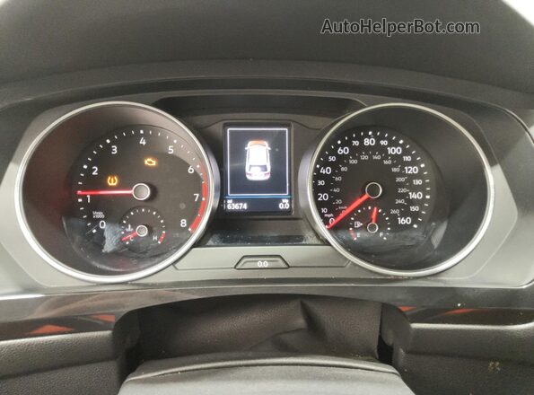 3VV3B7AX5JM120677 2018 VOLKSWAGEN TIGUAN White 