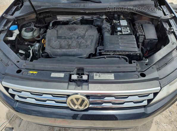 3VV3B7AX5KM005868 2019 VOLKSWAGEN TIGUAN Black ძრავის განყოფილების ხედი