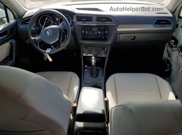 3VV3B7AX5KM177110 2019 VOLKSWAGEN TIGUAN Белый Вид панели приборов