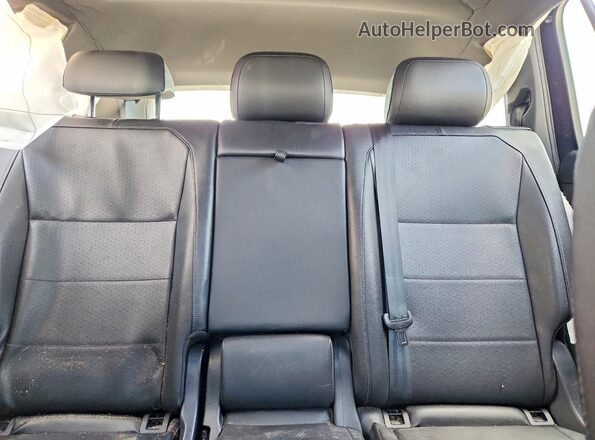 3VV3B7AX5LM116809 2020 VOLKSWAGEN TIGUAN Black უკანა სავარძლების ხედი