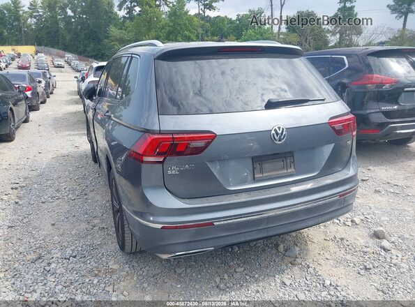 3VV3B7AX6JM014626 2018 VOLKSWAGEN TIGUAN Gray Trasero izquierdo