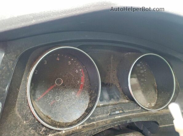 3VV3B7AX6KM044940 2019 VOLKSWAGEN TIGUAN Бордовый Вид щитка приборов