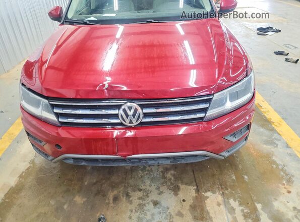 3VV3B7AX6KM044940 2019 VOLKSWAGEN TIGUAN Бордовый Вид задней части салона