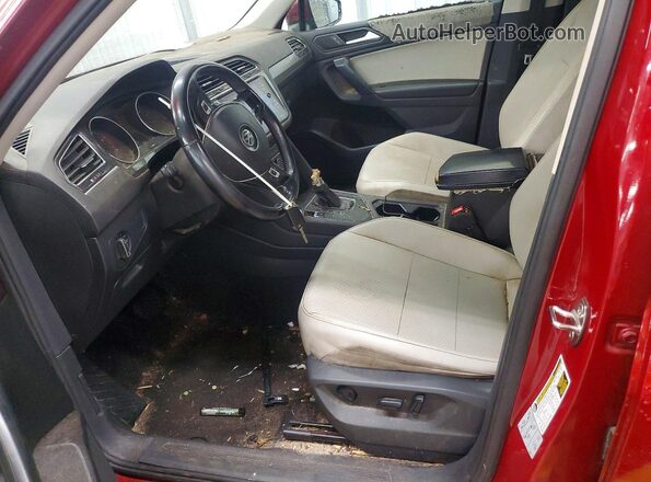 3VV3B7AX6KM044940 2019 VOLKSWAGEN TIGUAN Бордовый Вид салона спереди