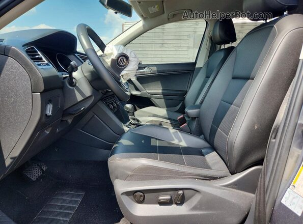 3VV3B7AX6LM038251 2020 VOLKSWAGEN TIGUAN Gray Vista interior delantera
