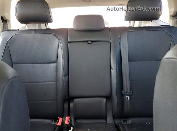 3VV3B7AX6LM064607 2020 VOLKSWAGEN TIGUAN Black უკანა სავარძლების ხედი