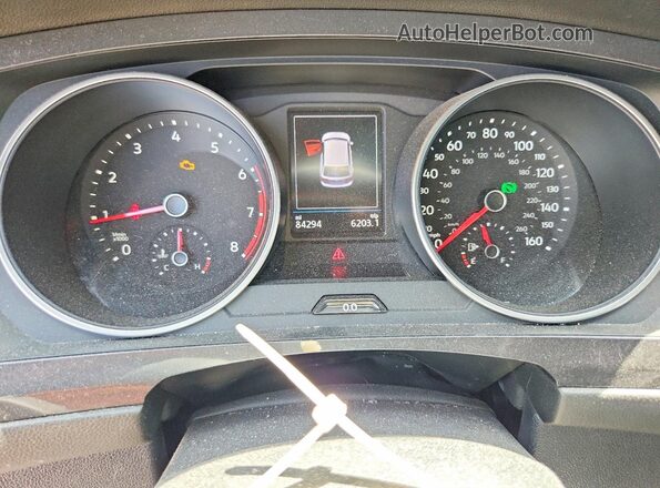 3VV3B7AX6MM011049 2021 VOLKSWAGEN TIGUAN White Vista del cuadro de instrumentos