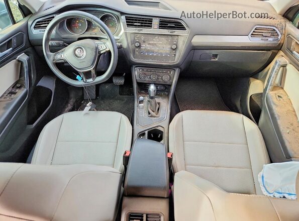 3VV3B7AX6MM033407 2021 VOLKSWAGEN TIGUAN Серебряный Вид панели приборов