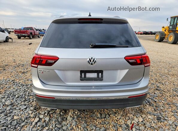 3VV3B7AX6MM033407 2021 VOLKSWAGEN TIGUAN Серебряный Вид сзади