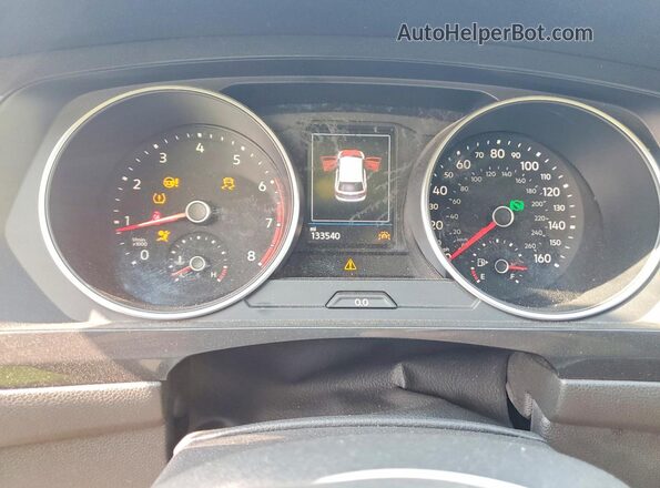 3VV3B7AX7JM000878 2018 VOLKSWAGEN TIGUAN Gray Vista del cuadro de instrumentos
