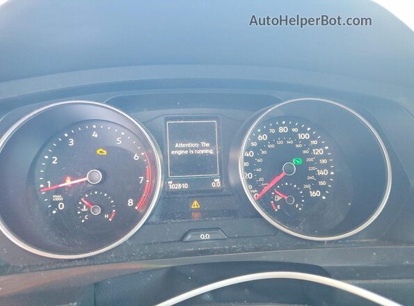 3VV3B7AX7JM026445 2018 VOLKSWAGEN TIGUAN Silver Вид щитка приладів