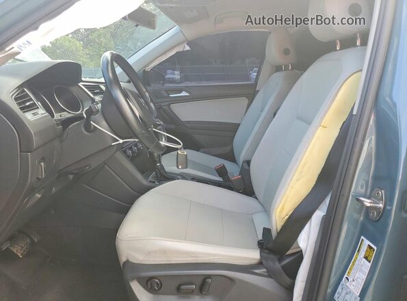 3VV3B7AX7KM164570 2019 VOLKSWAGEN TIGUAN Green Սալոնի դիմացի տեսք