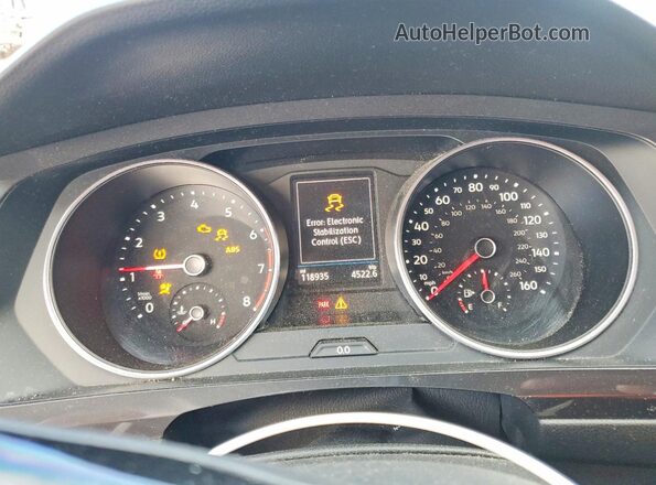 3VV3B7AX7KM164570 2019 VOLKSWAGEN TIGUAN Green Սարքավորումների վահանակի տեսք