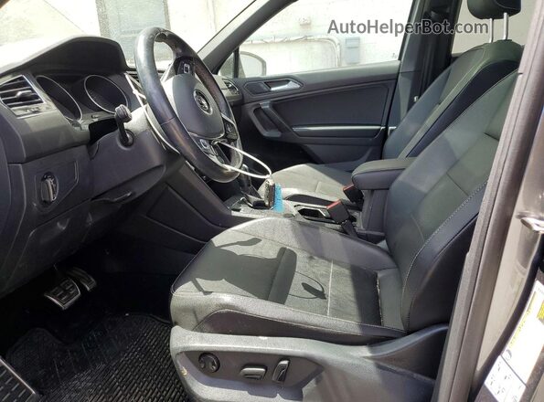 3VV3B7AX7MM154818 2021 VOLKSWAGEN TIGUAN Gray Vista interior delantera