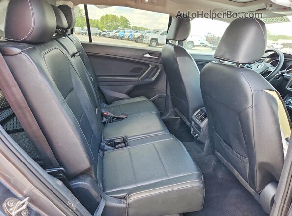 3VV3B7AX7MM158562 2021 VOLKSWAGEN TIGUAN Charcoal Вид задньої частини салону