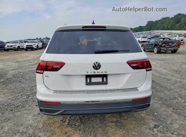 3VV3B7AX7NM089812 2022 VOLKSWAGEN TIGUAN White Rear view