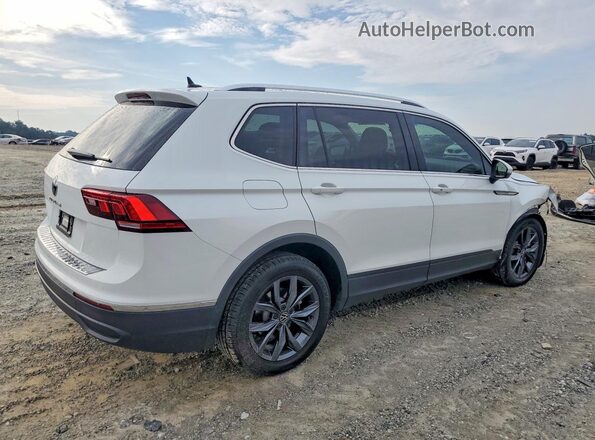 3VV3B7AX7NM089812 2022 VOLKSWAGEN TIGUAN White Rear right