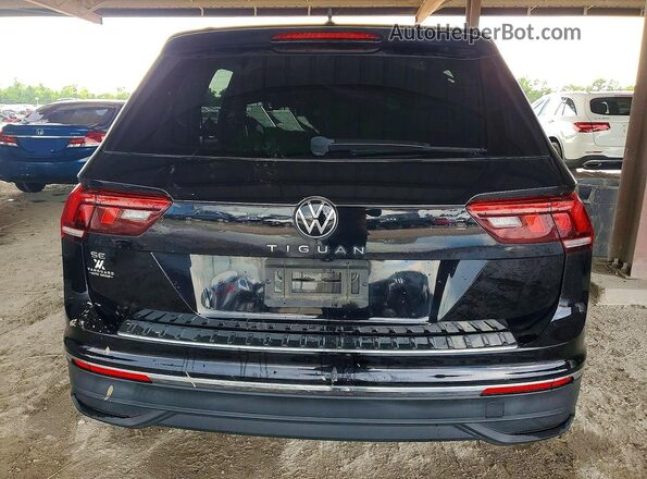 3VV3B7AX8NM094419 2022 VOLKSWAGEN TIGUAN Black Widok z tyłu