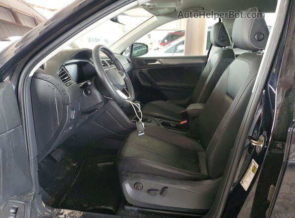 3VV3B7AX8NM094419 2022 VOLKSWAGEN TIGUAN Black Widok wnętrza z przodu