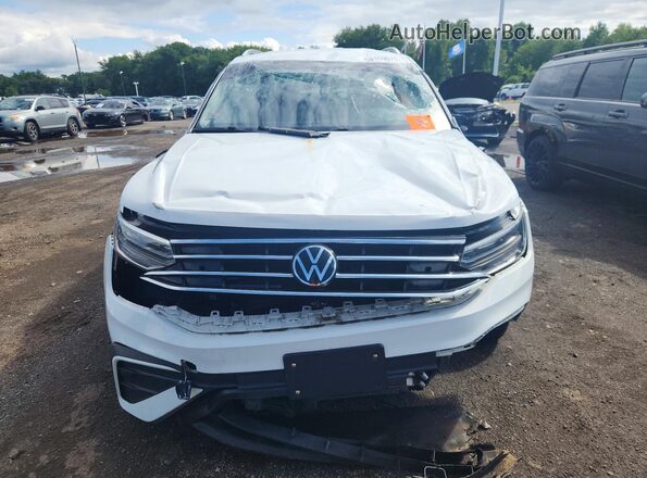 3VV3B7AX8RM133354 2024 VOLKSWAGEN TIGUAN White Front view