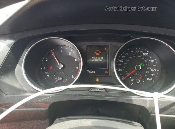 3VV3B7AX9LM141907 2020 VOLKSWAGEN TIGUAN Серебряный Вид щитка приборов