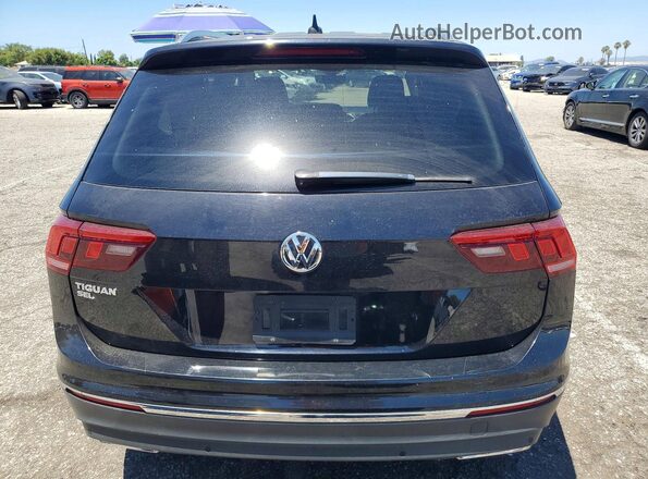 3VV3B7AX9MM047124 2021 VOLKSWAGEN TIGUAN Black Widok z tyłu