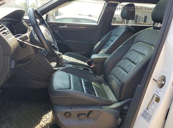 3VV4B7AX0MM149075 2021 VOLKSWAGEN TIGUAN White Սալոնի դիմացի տեսք
