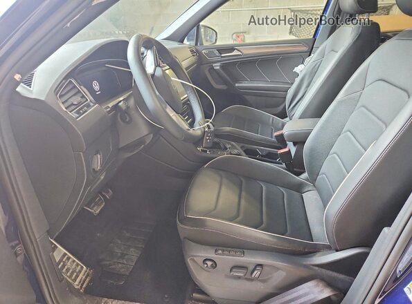 3VV4B7AX0RM062607 2024 VOLKSWAGEN TIGUAN Blue Սալոնի դիմացի տեսք