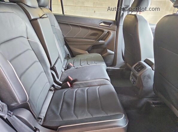 3VV4B7AX0RM062607 2024 VOLKSWAGEN TIGUAN Blue Սալոնի հետևի տեսք