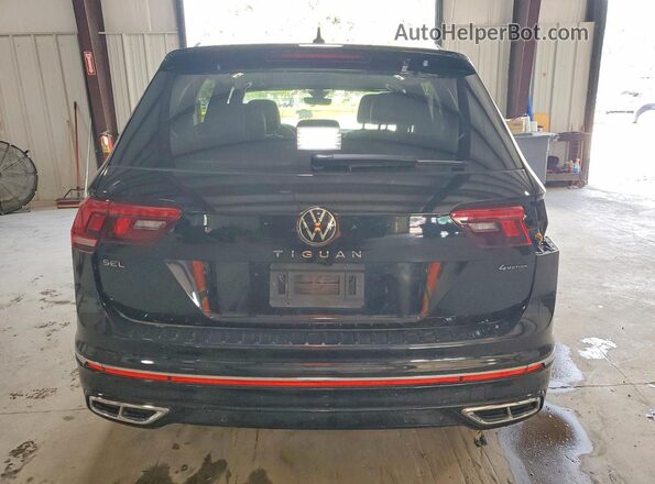 3VV4B7AX2RM212829 2024 VOLKSWAGEN TIGUAN Black Вид ззаду