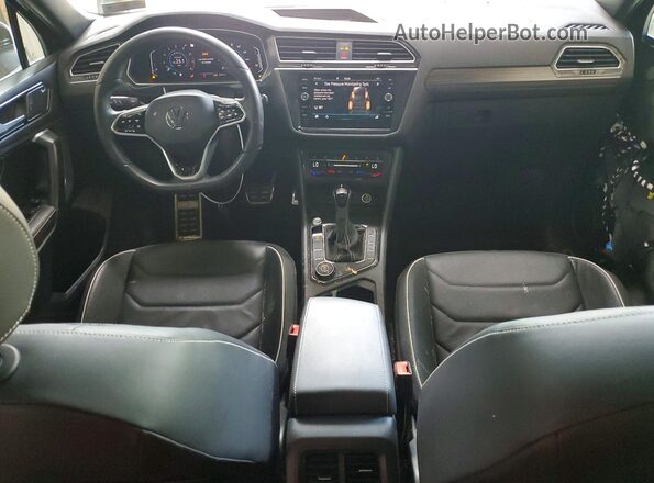 3VV4B7AX2RM212829 2024 VOLKSWAGEN TIGUAN Black Вид панелі приладів