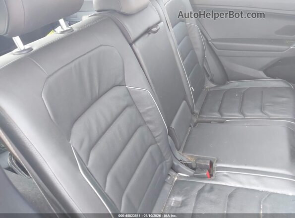 3VV4B7AX5JM004531 2018 VOLKSWAGEN TIGUAN Черный Вид наклейки с VIN-кодом