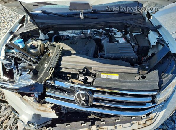 3VV4B7AX6NM172135 2022 VOLKSWAGEN TIGUAN White Вид задньої частини салону