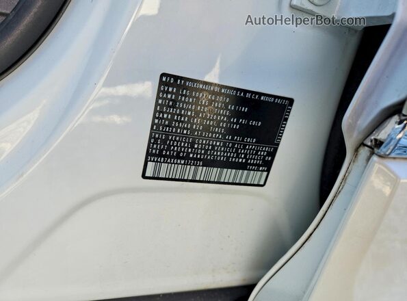 3VV4B7AX6NM172135 2022 VOLKSWAGEN TIGUAN White Вид підкапотного простору