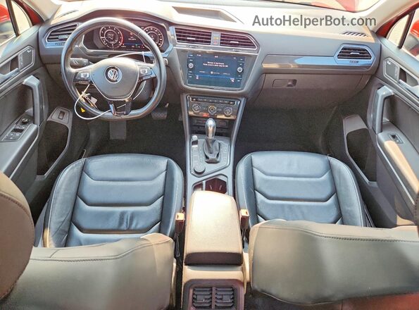 3VV4B7AX7KM056258 2019 VOLKSWAGEN TIGUAN Red წინა პანელის ხედი