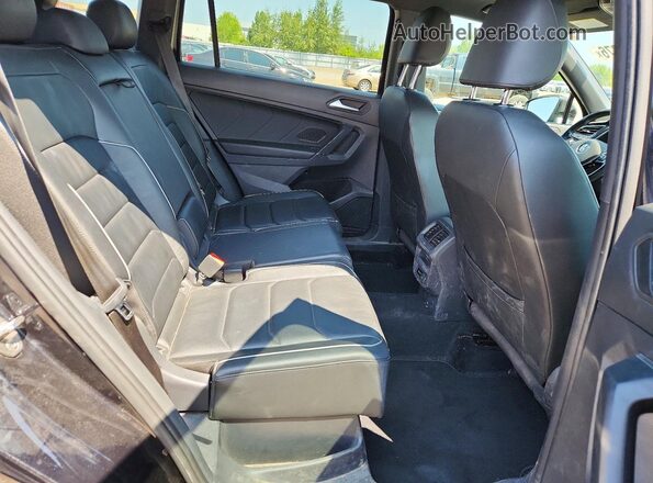 3VV4B7AX7LM022337 2020 VOLKSWAGEN TIGUAN Black Rear interior view