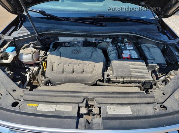 3VV4B7AX7LM022337 2020 VOLKSWAGEN TIGUAN Black Engine compartment view