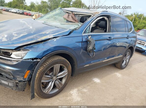 3VV4B7AX8JM196317 2018 VOLKSWAGEN TIGUAN Blue 