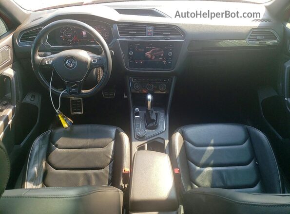 3VV4B7AX9JM155324 2018 VOLKSWAGEN TIGUAN Orange წინა პანელის ხედი